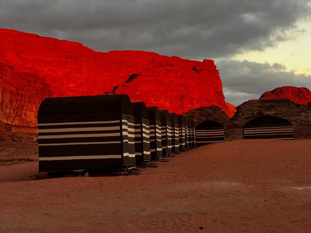 Wadi Rum Desert Adventures Екстер'єр фото