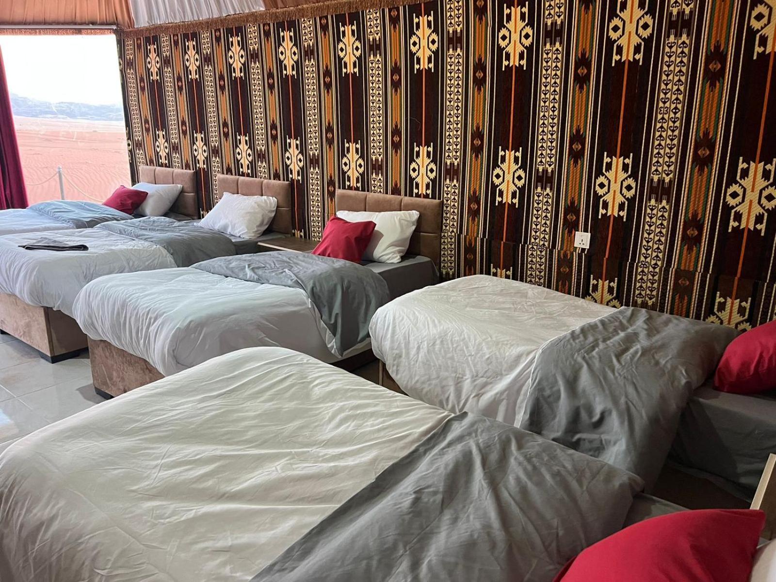 Wadi Rum Desert Adventures Екстер'єр фото