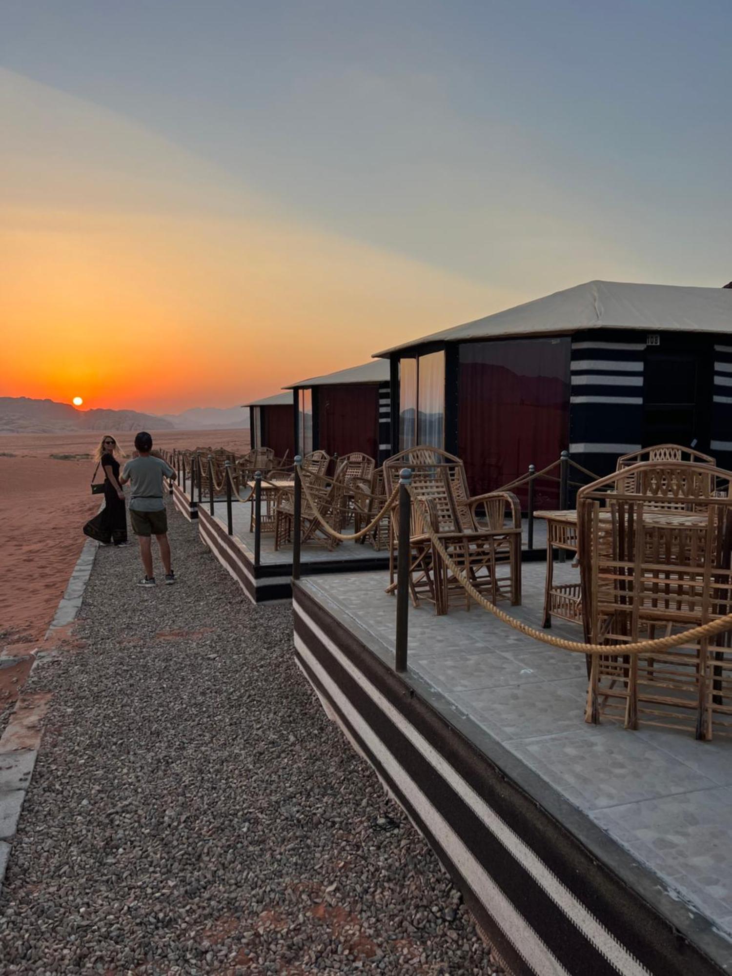 Wadi Rum Desert Adventures Екстер'єр фото