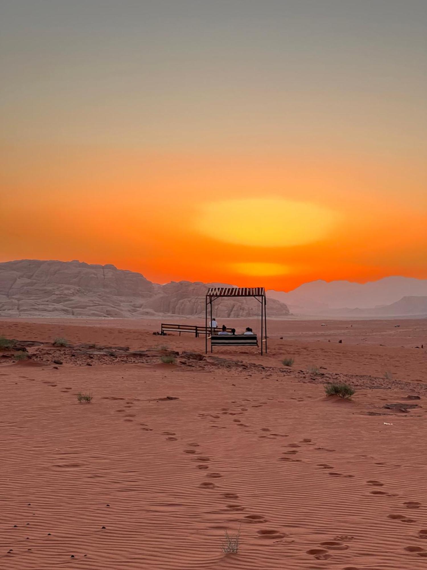 Wadi Rum Desert Adventures Екстер'єр фото