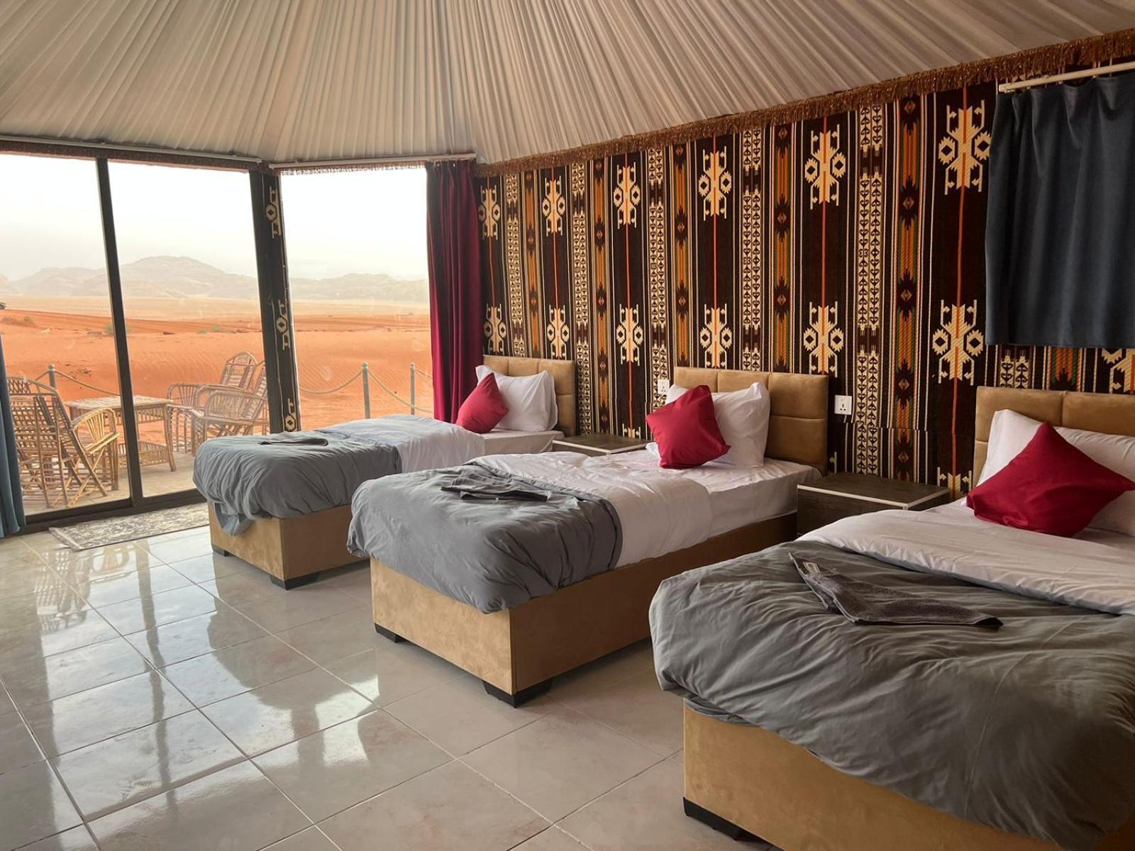 Wadi Rum Desert Adventures Екстер'єр фото