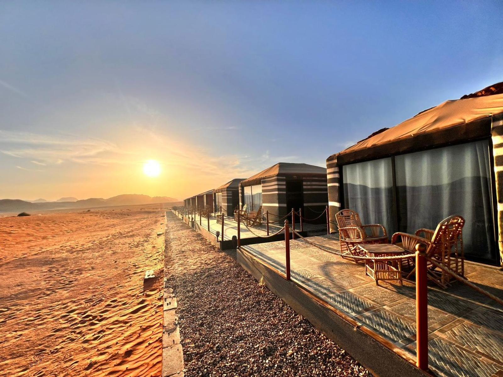 Wadi Rum Desert Adventures Екстер'єр фото
