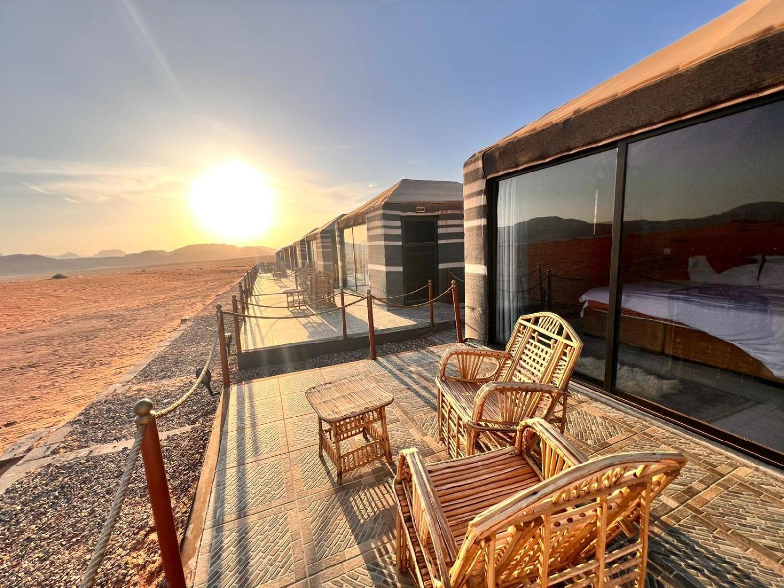 Wadi Rum Desert Adventures Екстер'єр фото
