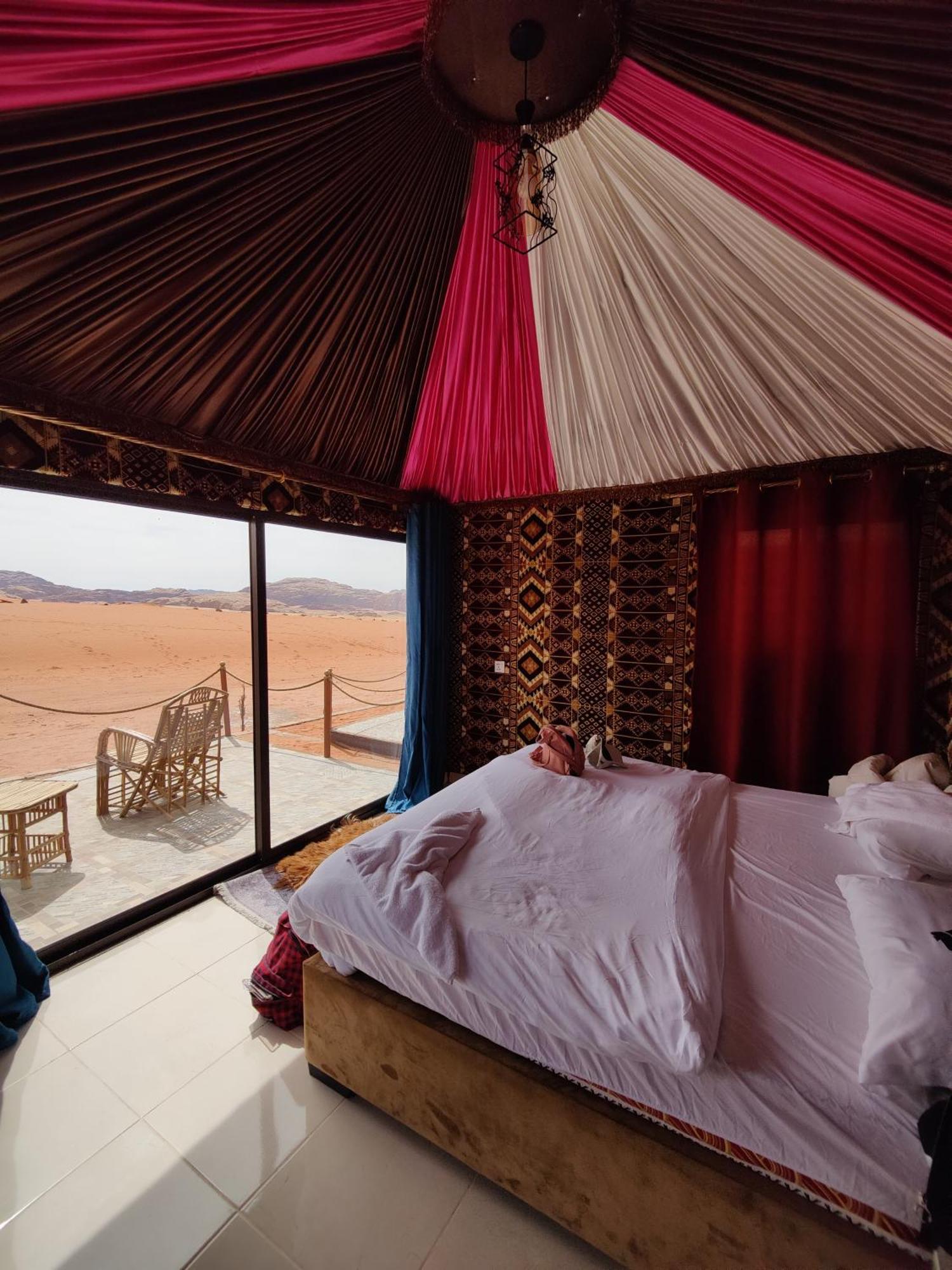 Wadi Rum Desert Adventures Екстер'єр фото