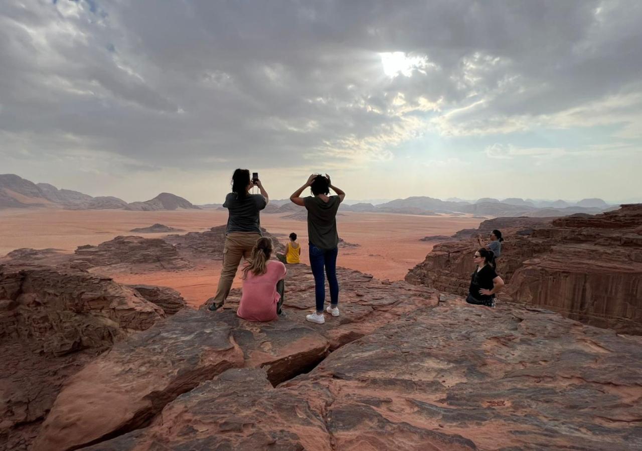 Wadi Rum Desert Adventures Екстер'єр фото