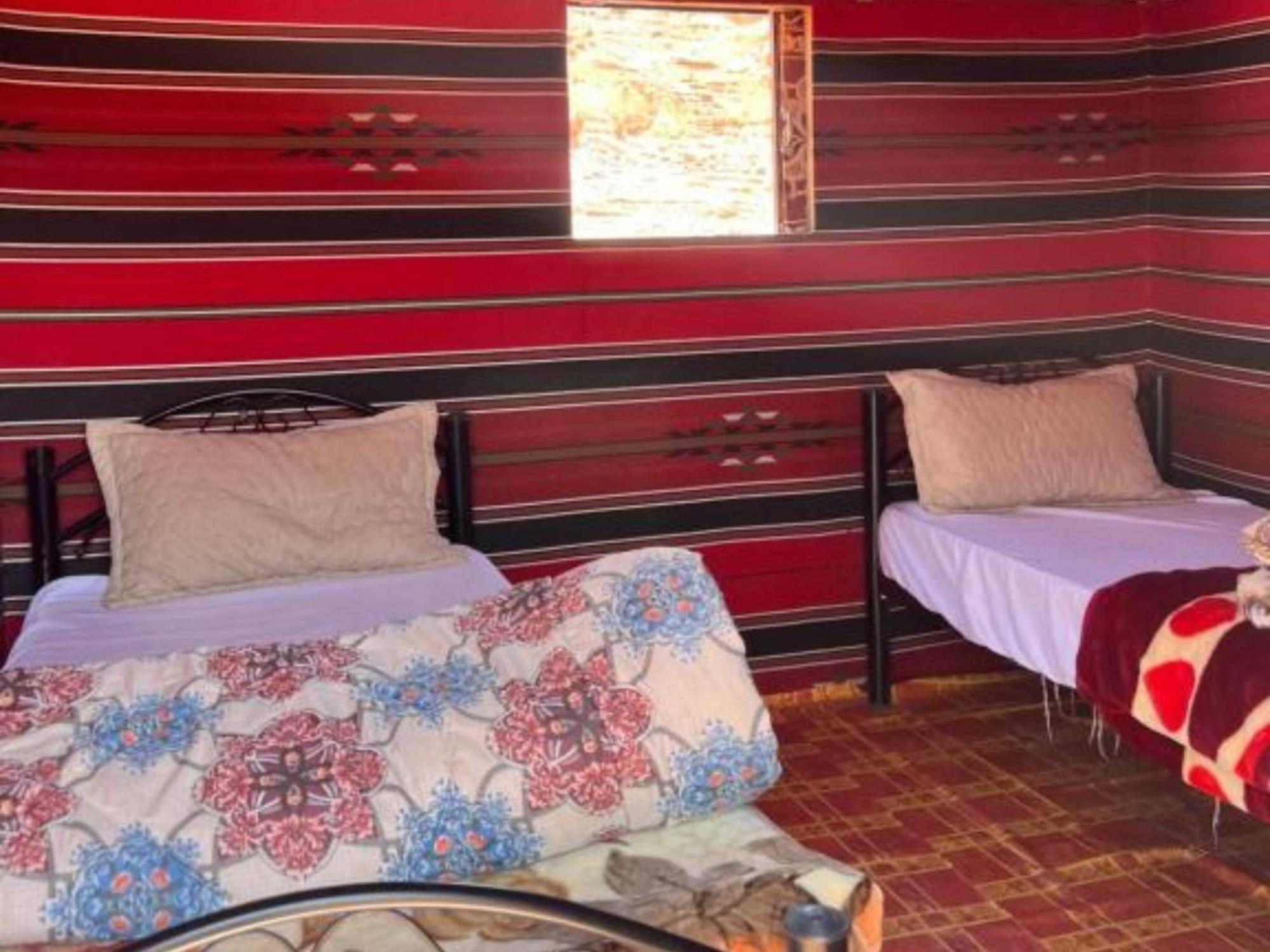Wadi Rum Desert Adventures Екстер'єр фото